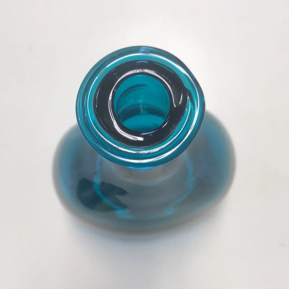 Vintage Scandinavian Blue Glass Hand‎ Blown Vase - Picture 2 of 4